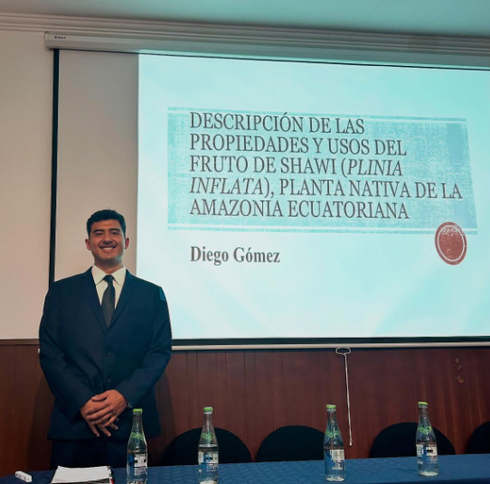 Presentación de Proyectos de Titulación 2025 🙌👀